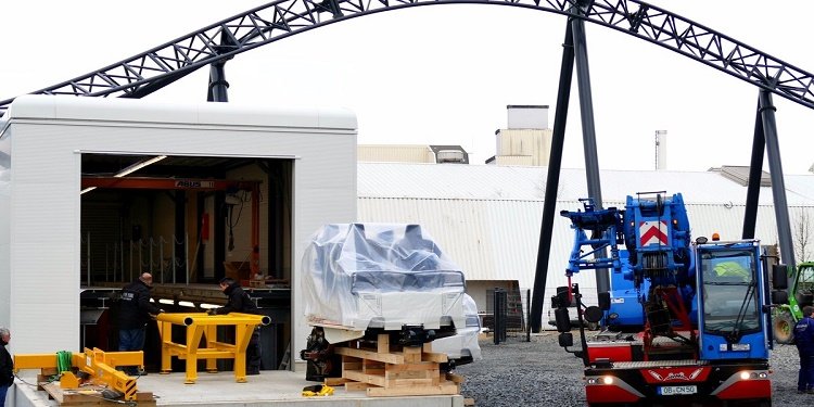 Trains Arrive at Movie Park, Germany!